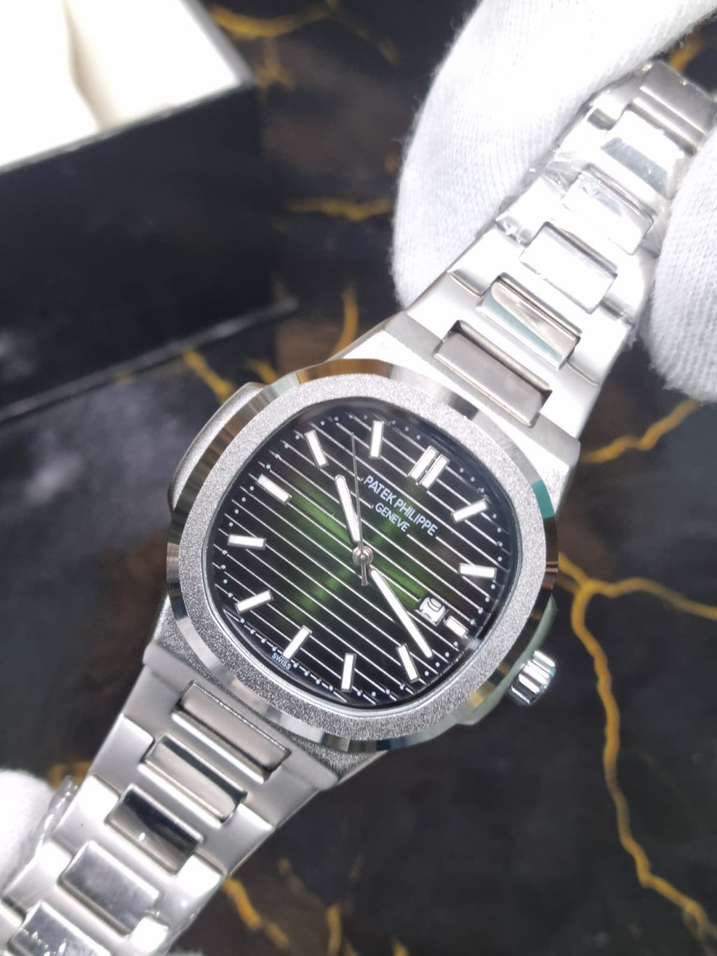 Patek Philippe Nautilus Style Men's Watch - Silver Stainless Steel with Green Dial & Date Display